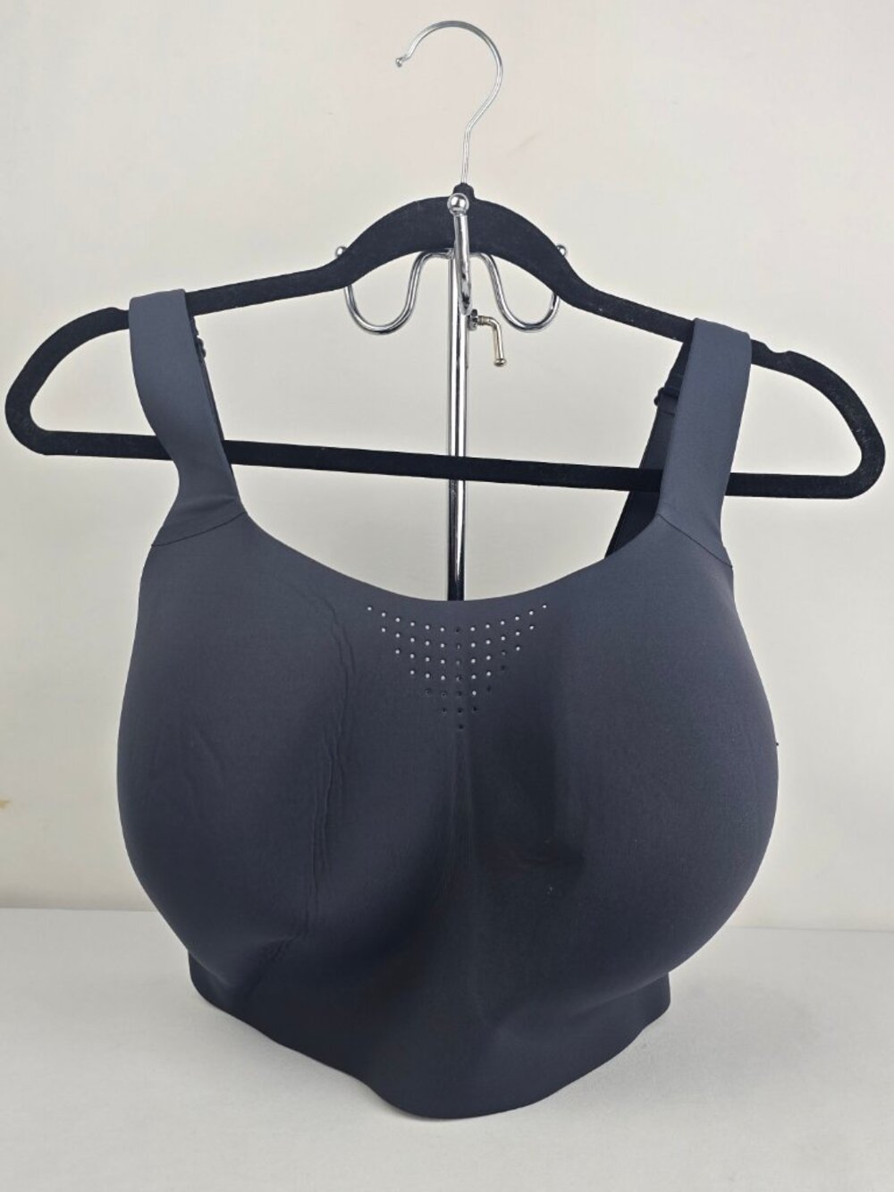 Victoria’s Secret Black Wireless Bra Size 42DDD